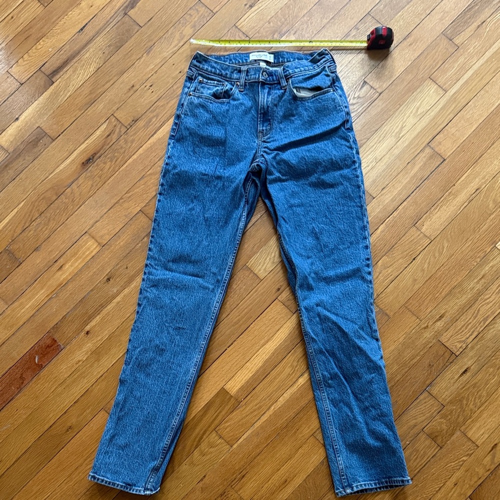 Abercrombie & Fitch Straight Leg Mid Rise Extra Long Jeans